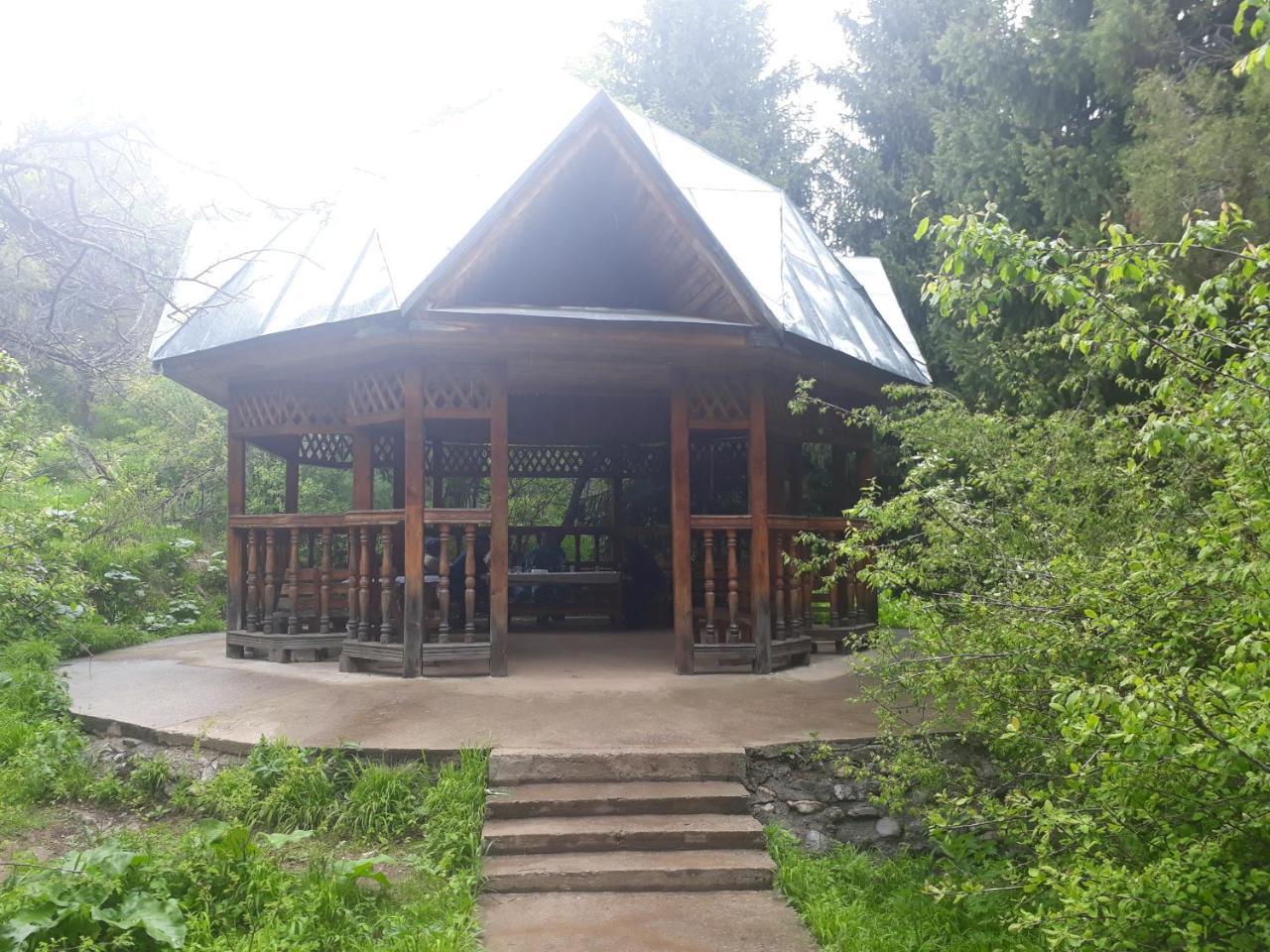 Guest House Sary-Chelek Arkit Exterior photo